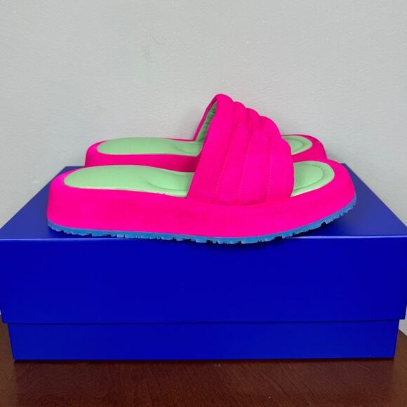 New P448 Fergie Suede Slide Sandals in Fuxia Women's Size EU 37 - Picture 6 of 9